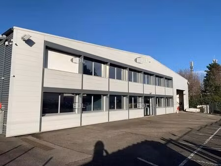 location local d’activités morangis 91420 2348m²