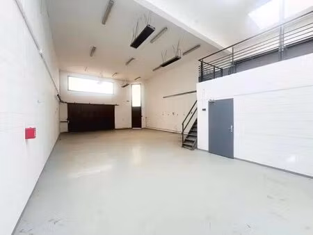 location local d’activités voisins le bretonneux 78960 265m²