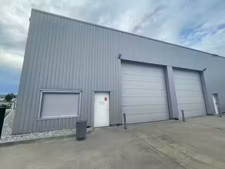 location local d’activités vourles 69390 611m²