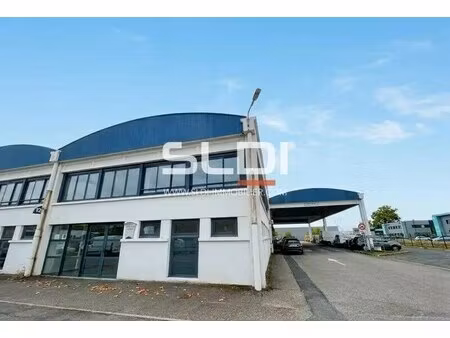 location bureaux 69 m² à 335 m²