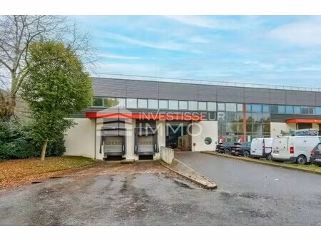 location bureaux 1 998 m²