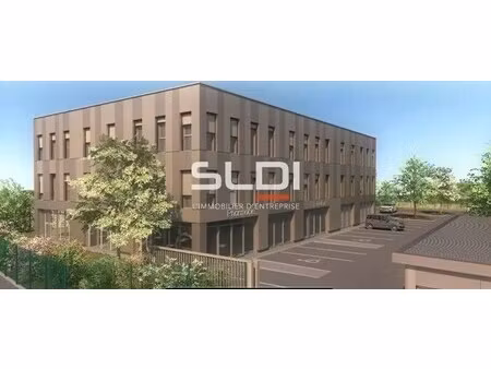location bureaux 140 m² à 355 m²