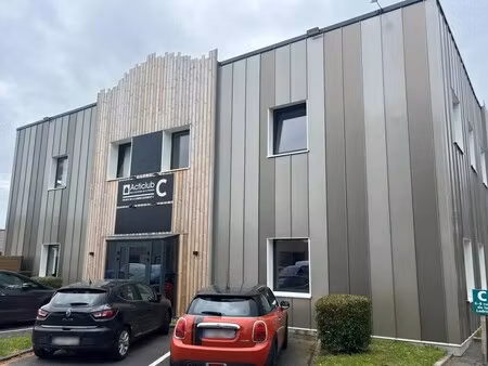 location bureaux 175 m²