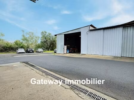 location entrepôt issoire 63500 156m²
