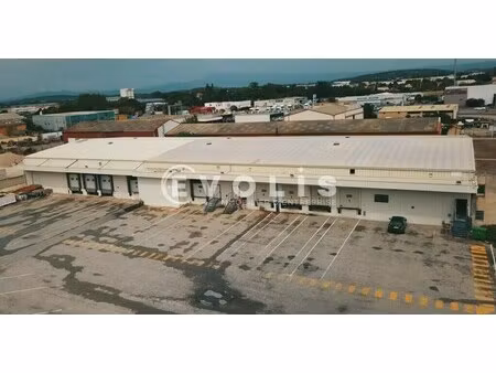 location entrepôt le pontet 84130 2446m²