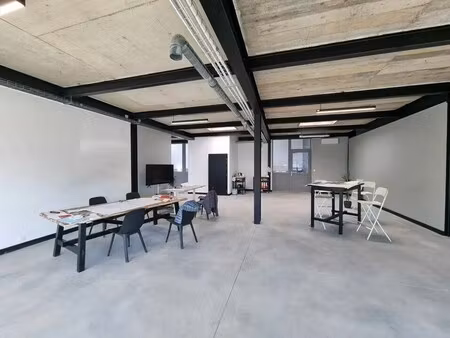 location entrepôt 282 m² à 15 000 m²