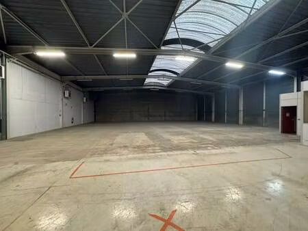 location entrepôt saint-martin-sur-le-pré 51520 1750m²