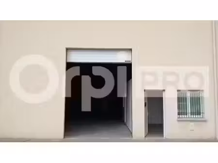 location local d’activités crépy-en-valois 60800 230m²