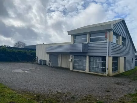 location local d’activités ergue gaberic 29500 300m²