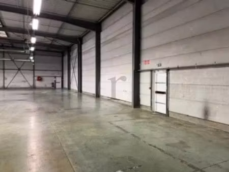 location local d’activités lesquin 59810 700m²