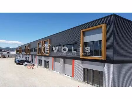 location entrepôt manosque 04100 76m² à 2128m²