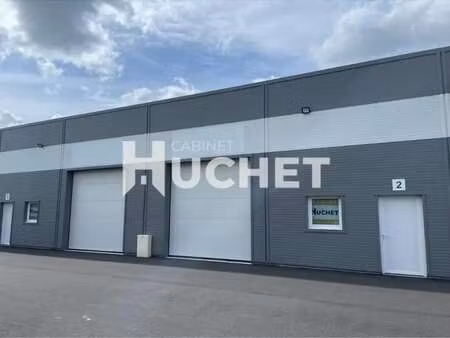 location local d’activités saint martin des entrees 14400 144m²