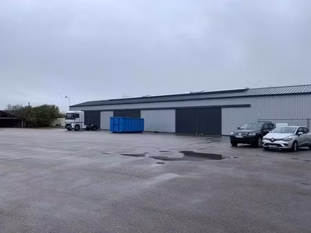 location local d’activités tancarville 76430 1047m²