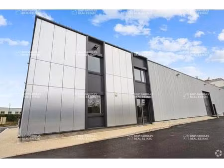 location local d’activités vaires-sur-marne 77360 1280m²