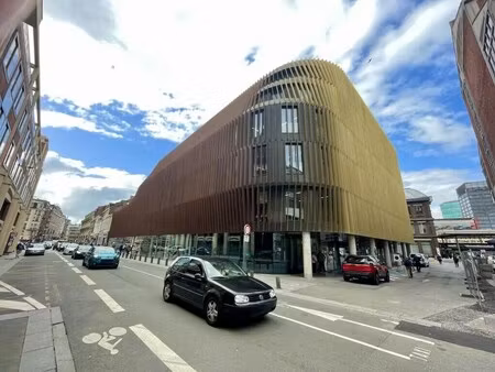 location bureaux 1 046 m² à 2 351 m²