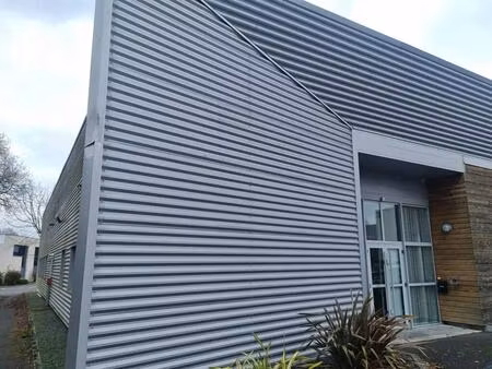 location entrepôt 730 m²