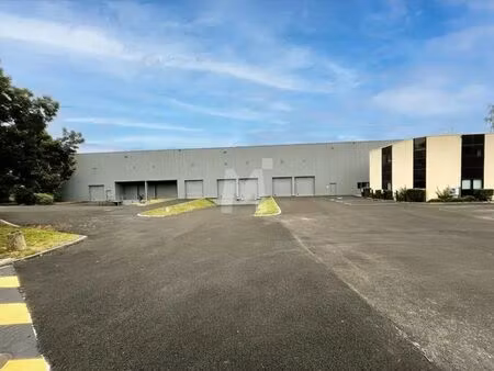location entrepôt lisses 91090 4542m²