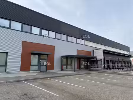 location entrepôt 4595m²