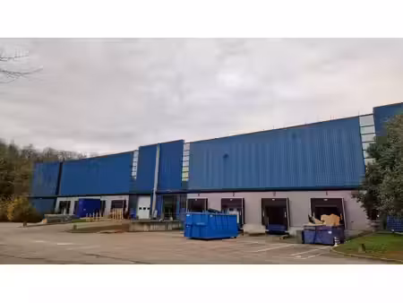 location entrepôt 13384m²