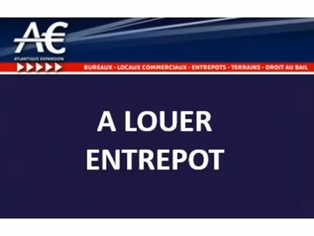 location local d'activités 905 m²