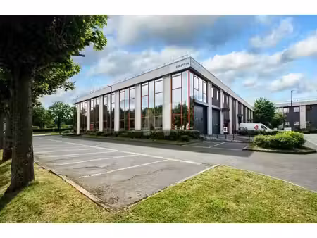 location local d’activités 634m² à 3142m²