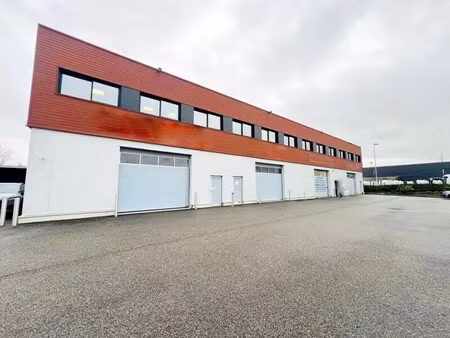 location local d’activités bois d arcy 78390 300m²