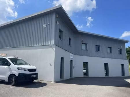 location local d’activités bouguenais 44340 531m²