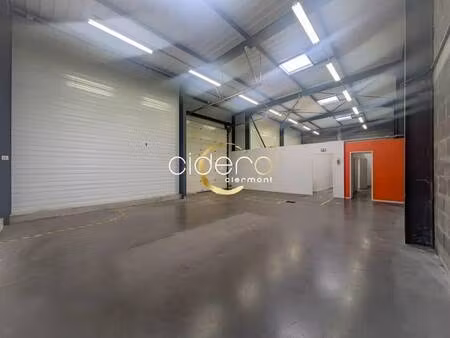 location local d'activités 220 m²