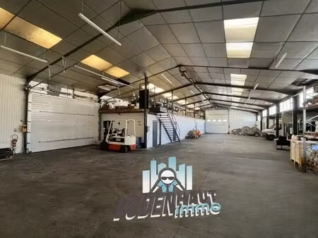 location local d'activités 600 m²