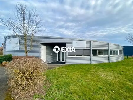 location local d'activités 621 m²