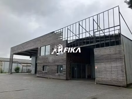 location local d'activités 1 410 m²