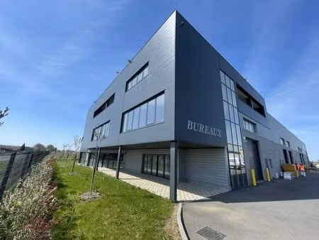 location local d’activités le mesnil amelot 77990 93m² à 1244m²