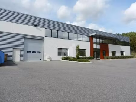 location local d’activités lisses 91090 538m² à 3257m²