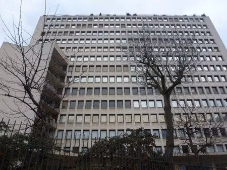 location local d'activités 38 m² à 1 551 m²