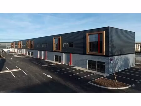 location local d’activités saint quentin fallavier 38070 274m² à 1466m²
