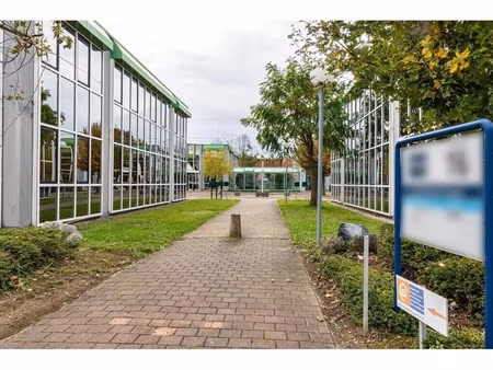 location local d'activités 438 m² à 2 420 m²