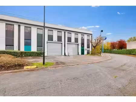 location local d’activités verrières-le-buisson 91370 466m² à 934m²