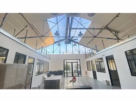 location bureaux 700 m²