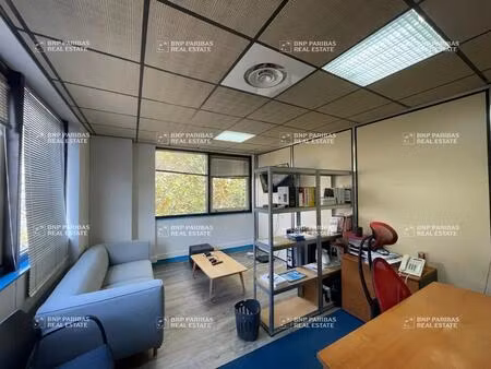 location bureaux 150 m² à 205 m²