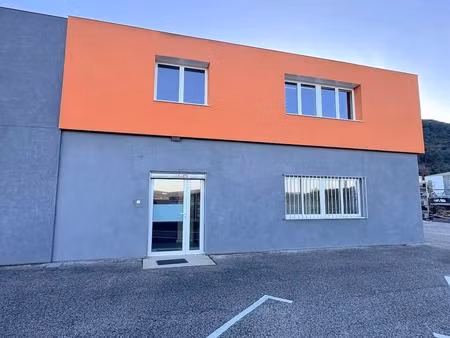 location bureaux 90 m²
