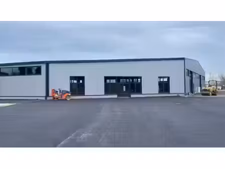 location entrepôt bourg-en-bresse 01000 349m² à 1425m²