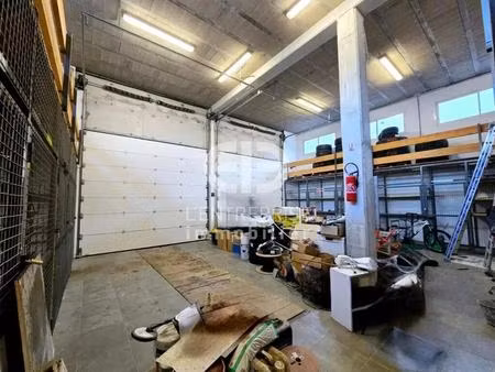 location entrepôt 535 m²