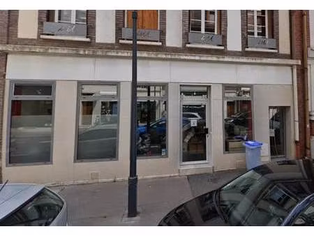 location entrepôt 128 m²