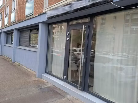 location entrepôt évreux 27000 182m²