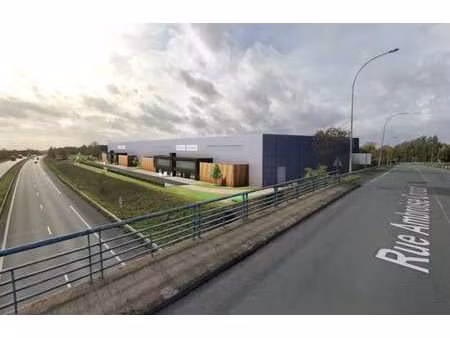 location entrepôt 3 260 m²