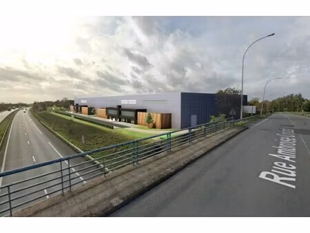location entrepôt hordain 59111 3260m²