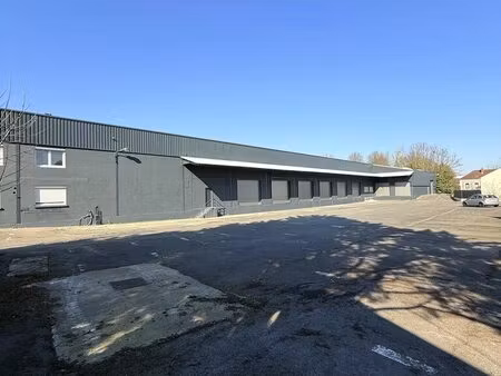 location entrepôt le mesnil-amelot 77990 5524m²