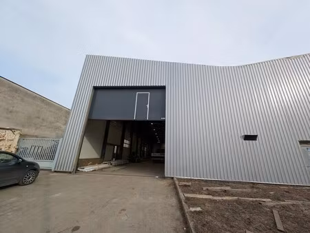location entrepôt reims 51100 700m²
