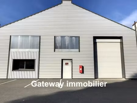 location entrepôt riom 63200 1043m²