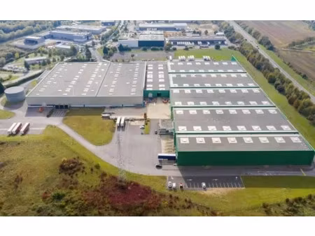 location entrepôt 4 488 m² à 11 388 m²